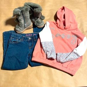 Girls boots sweater and jean combo all 5t no stains no tears